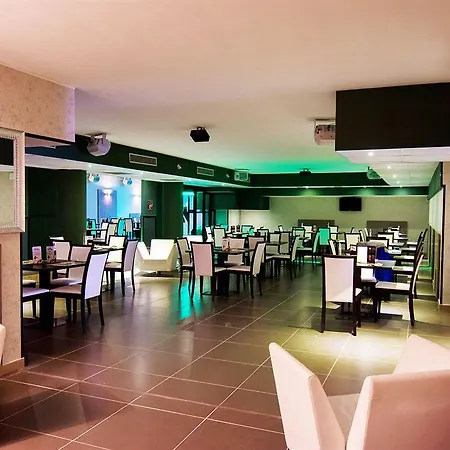 Eracle 4* Volla (Naples)