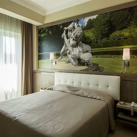 Eracle 4*
