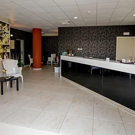 Eracle 4*
